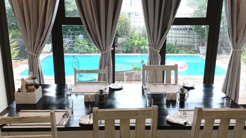 Fotos del hotel Sandcastle House Bed & Breakfast:  3