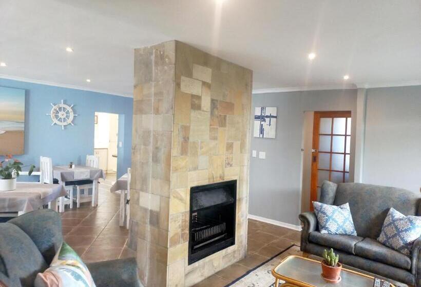 Fotos del hotel Sandcastle House Bed & Breakfast:  20