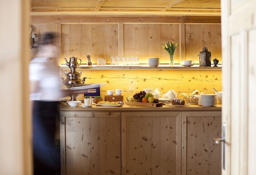 Fotos del hotel Alpina Lech - Natural Living:  5