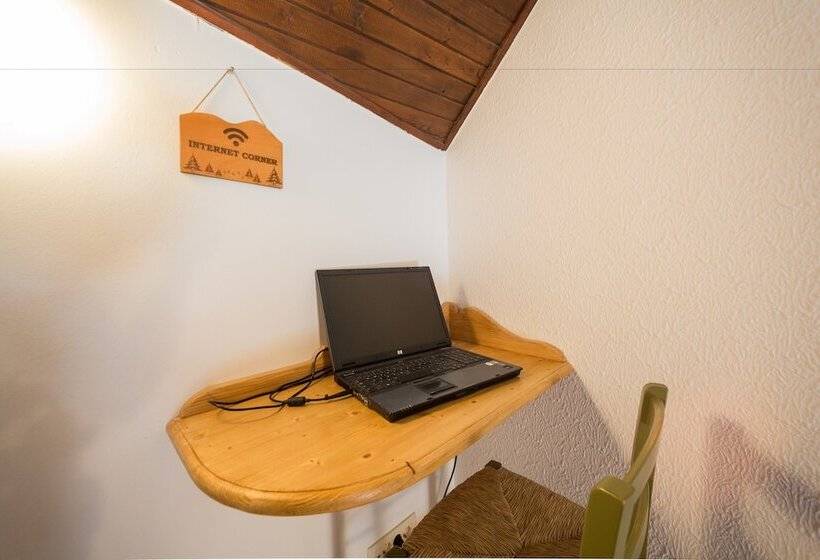 Fotos del hotel Apartment House Berghi:  9