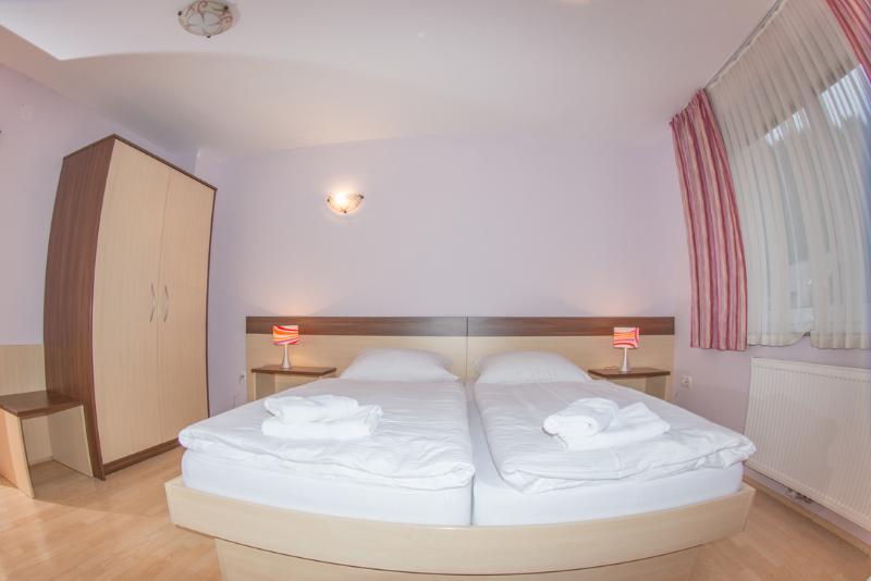 Fotos del hotel Apartment House Berghi:  2