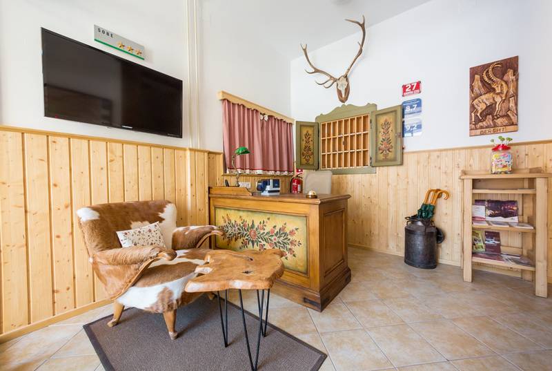 Fotos del hotel Apartment House Berghi:  10