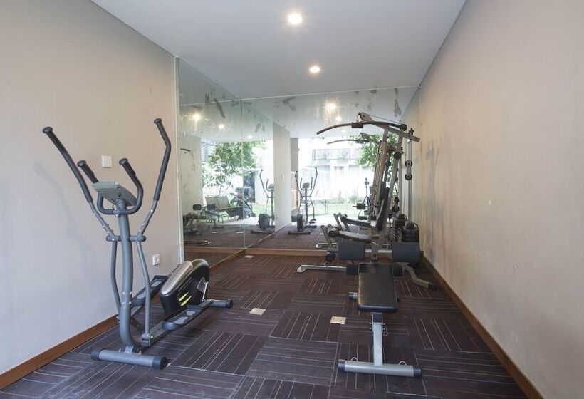 Fotos del hotel Reddoorz Cipete Selatan:  3