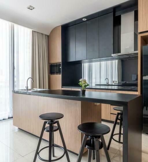 Fotos del hotel Upscale Suites:  6