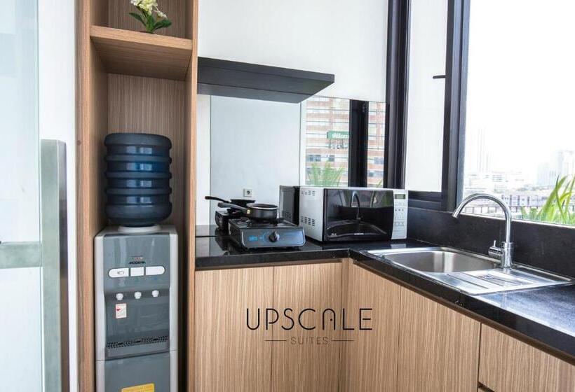 Fotos del hotel Upscale Suites:  4