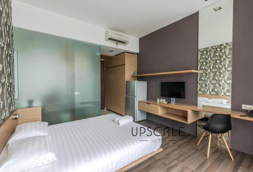 Fotos del hotel Upscale Suites:  15