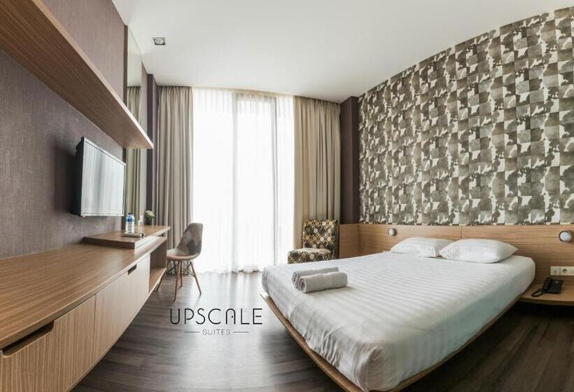 Fotos del hotel Upscale Suites:  18