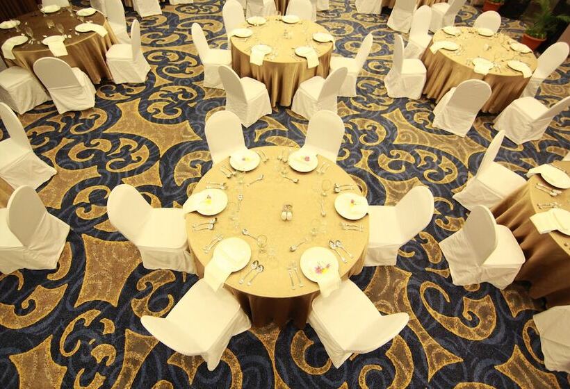 Fotos del hotel Grand Tebu:  24