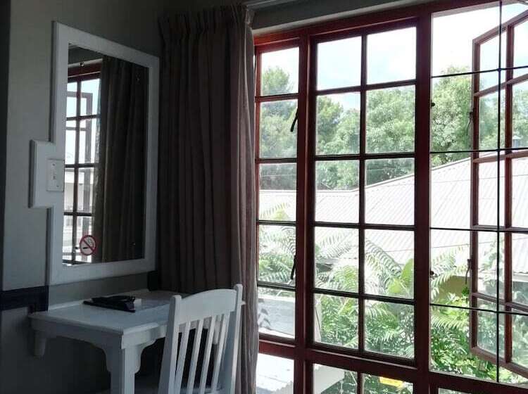 Fotos del hotel Oakwood Lodge:  5