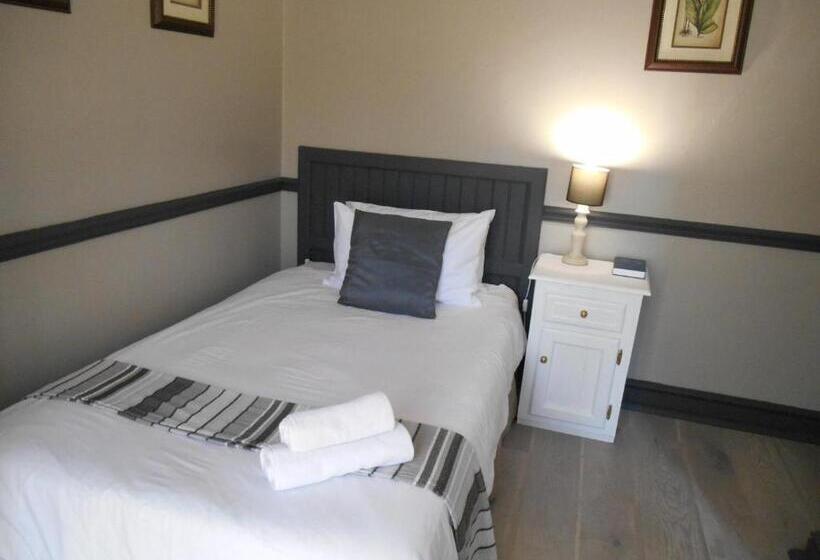 Fotos del hotel Oakwood Lodge:  24