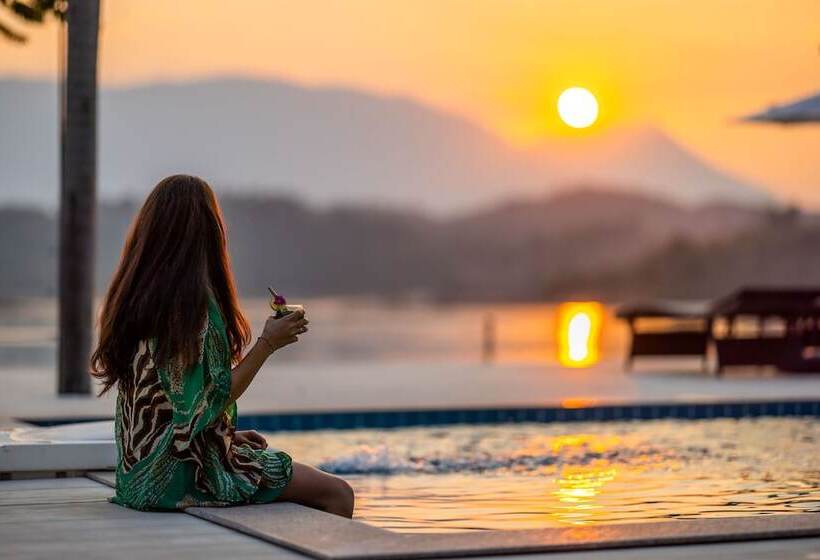 Fotos del hotel The Sanctuary Nam Ngum Beach Resort:  12