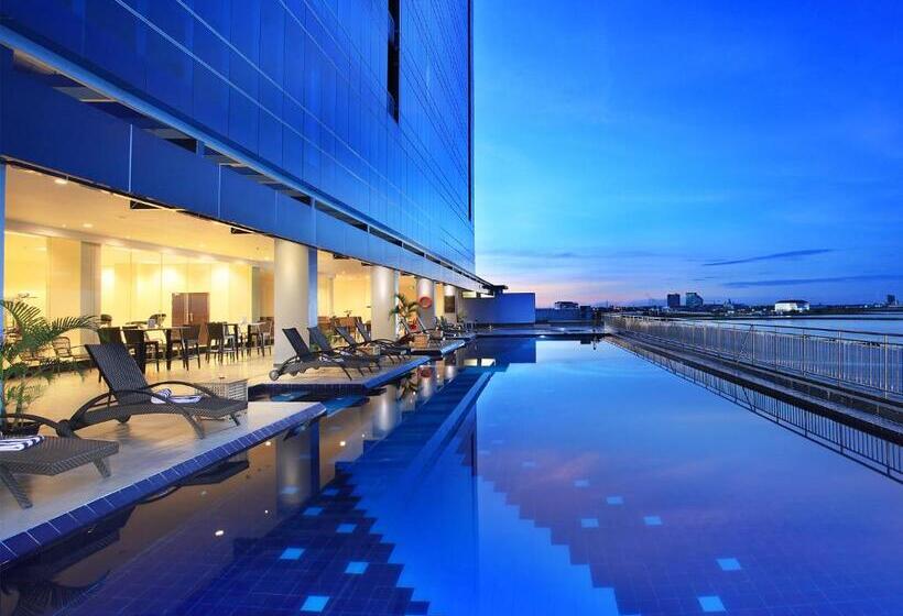 Fotos del hotel Swiss-belhotel Makassar:  10