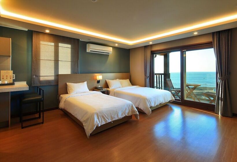 Fotos del hotel Amber House:  7