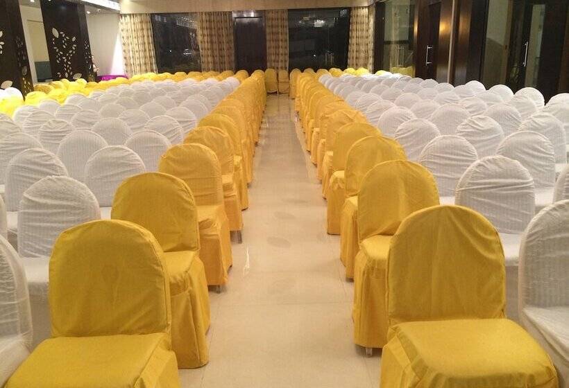 Fotos del hotel Chandra Imperial:  24