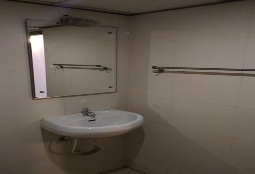 Fotos del hotel Sk Continental:  11