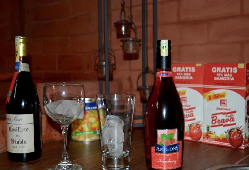 Fotos del hotel Hostal Villa 97:  11