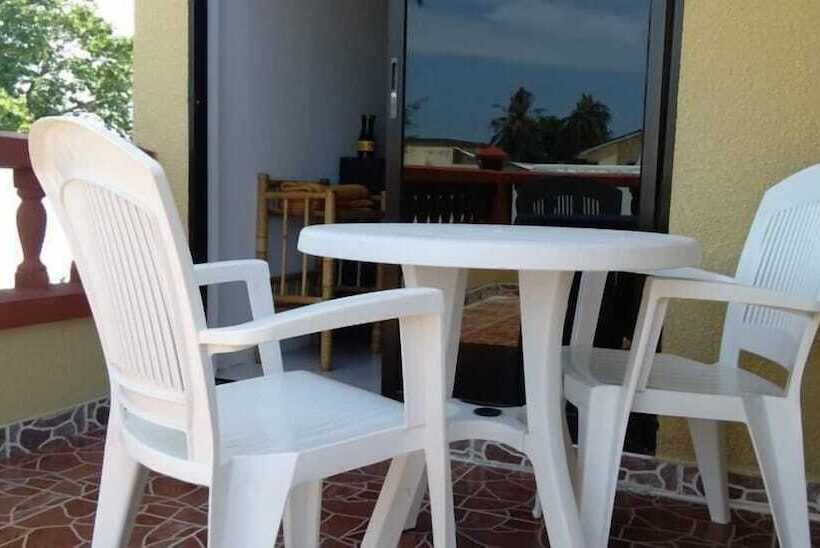 Fotos del hotel Island Cottage:  4