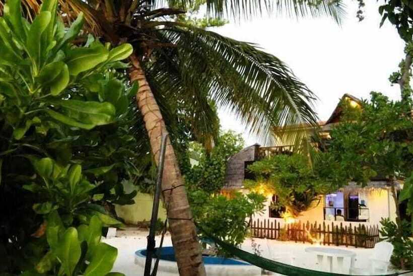 Fotos del hotel Island Cottage:  3