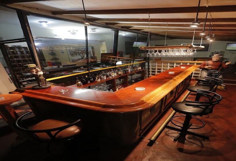 Fotos del hotel Nirvana:  4