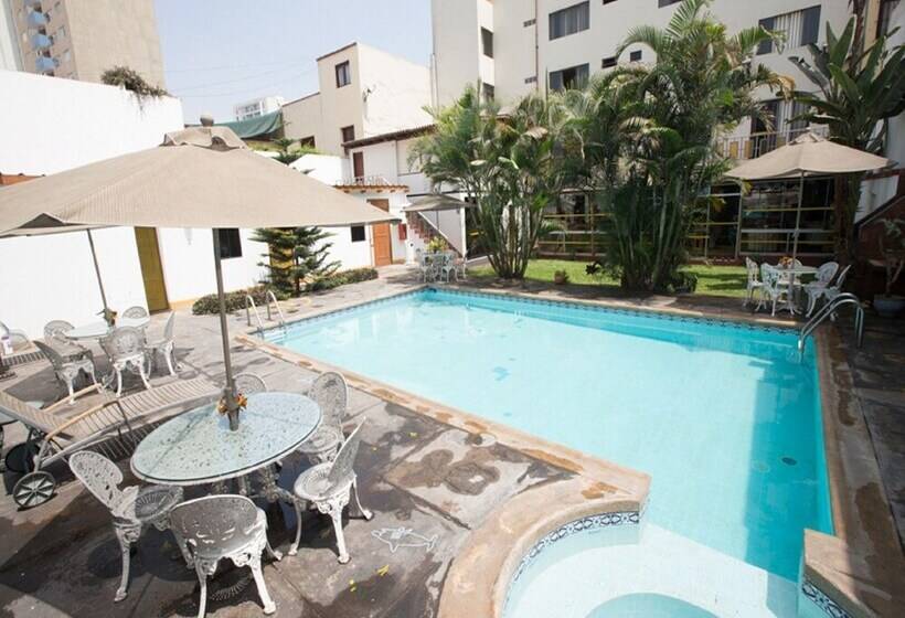 Fotos del hotel Nirvana:  2