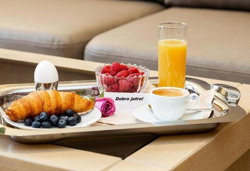 Fotos del hotel Apartments Aspalathos:  2