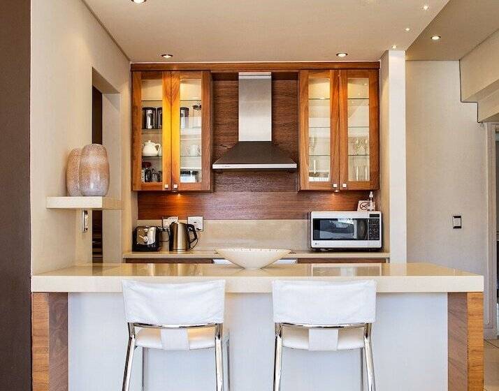 Fotos del hotel Marine Square Luxury Suites:  13