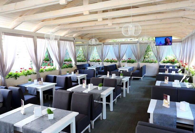 Fotos del hotel Deluxe Hotel Kupava:  21