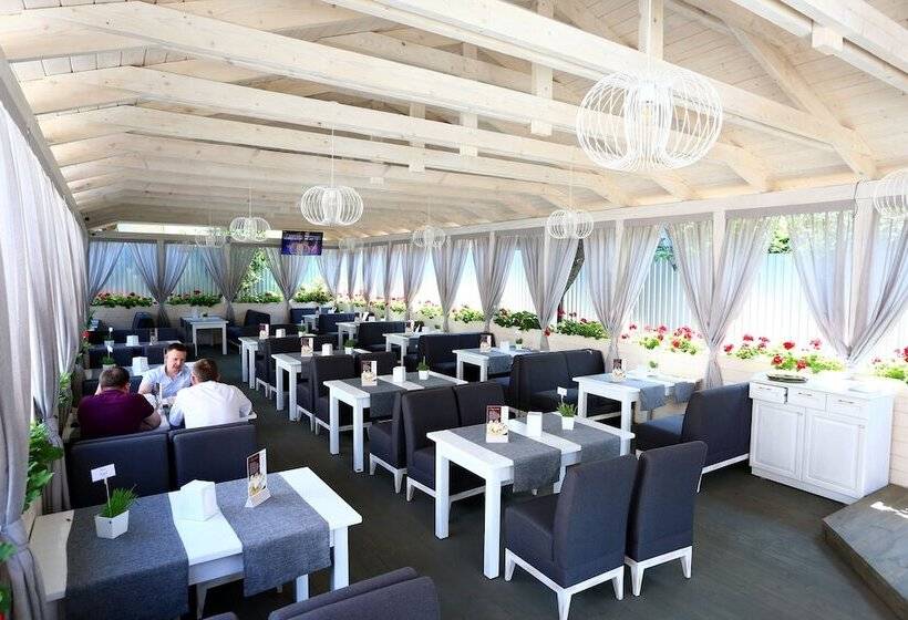 Fotos del hotel Deluxe Hotel Kupava:  19