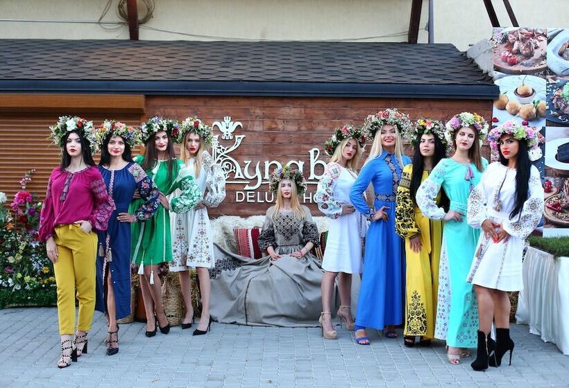 Fotos del hotel Deluxe Hotel Kupava:  7