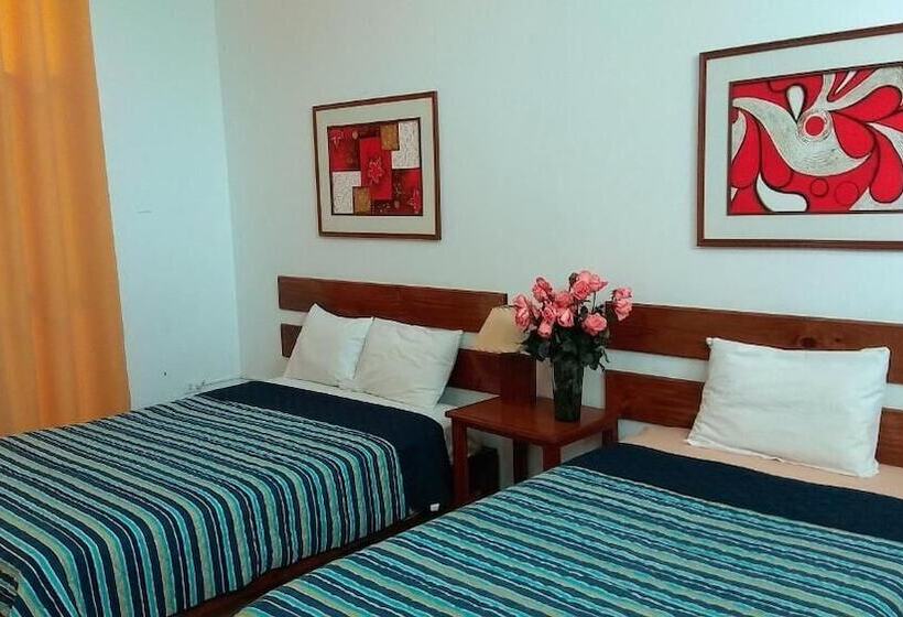 Fotos del hotel Cocos Inn:  11