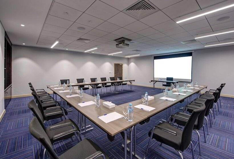 Fotos del hotel Premier Inn Dubai Ibn Battuta Mall:  8