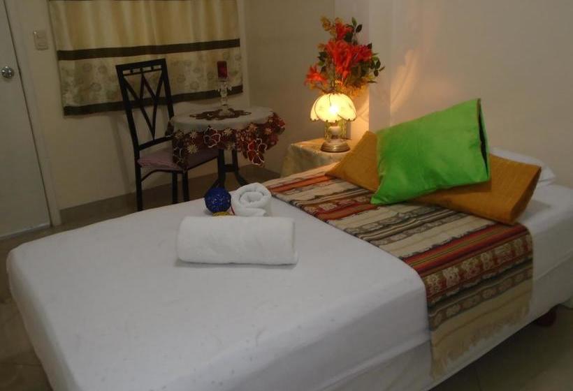 Simmonds Inn Guayaquil