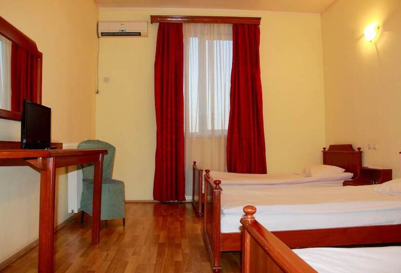 Fotos del hotel Tirifi Holiday:  18