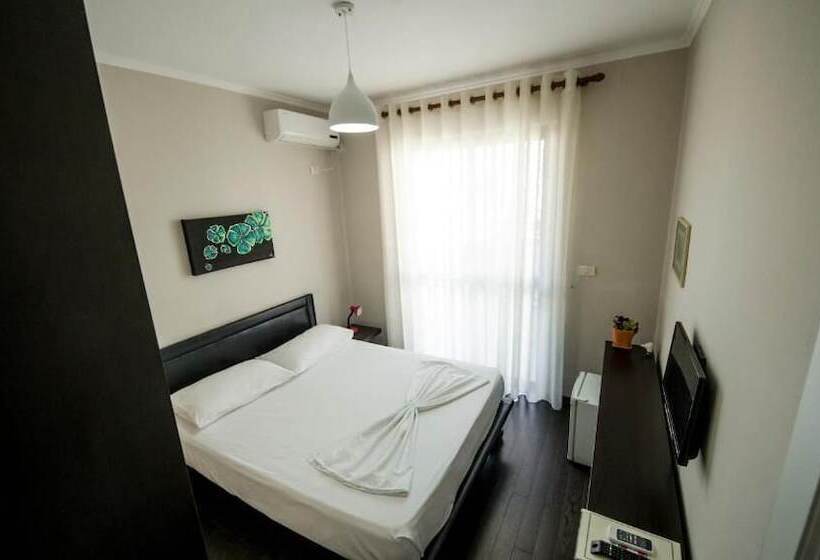 Fotos del hotel Kadrisa:  10