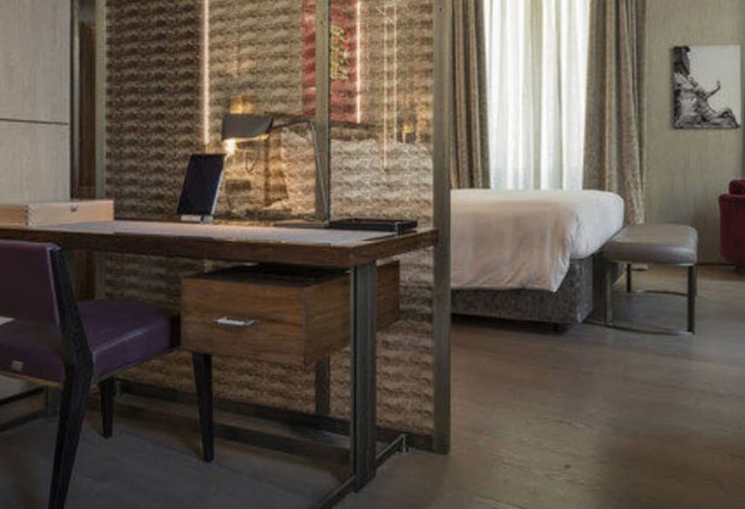 Fotos del hotel Fendi Private Suites:  12