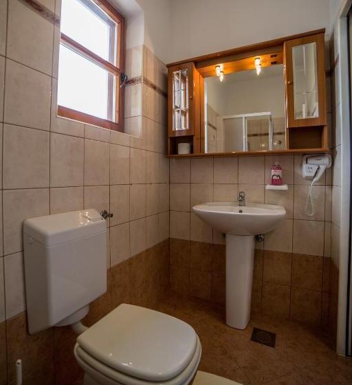 Fotos del hotel Pansion Valbruna:  7