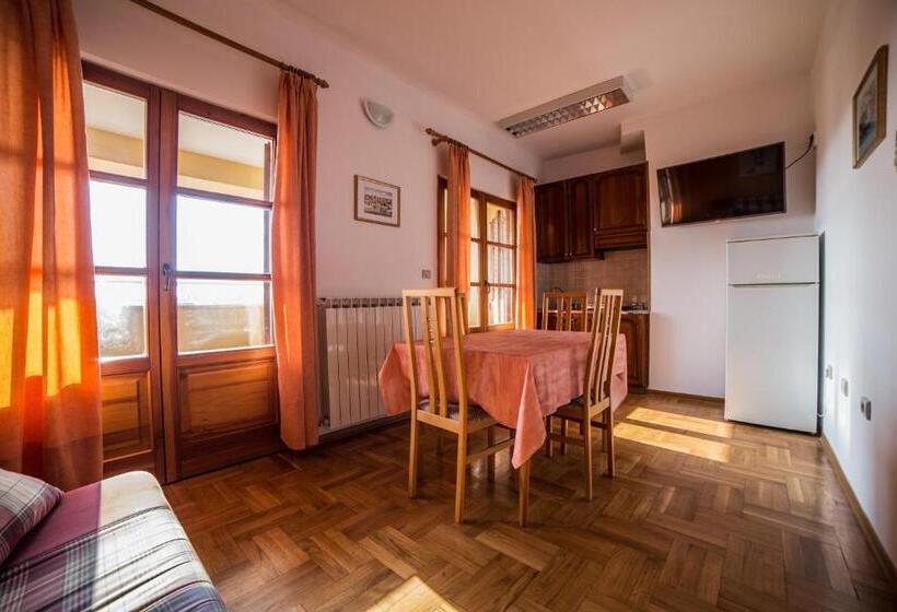 Fotos del hotel Pansion Valbruna:  20