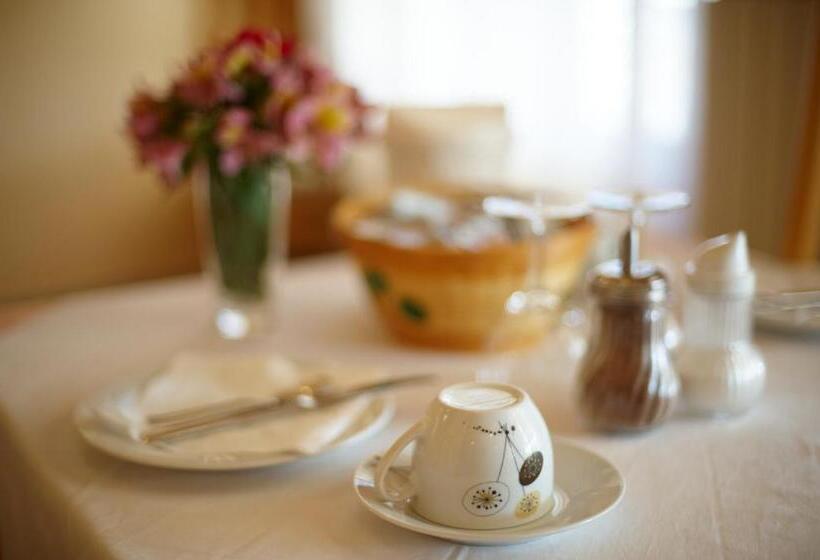 Fotos del hotel Pansion Valbruna:  14