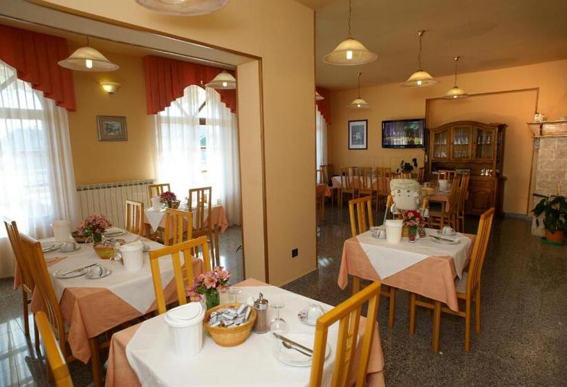 Fotos del hotel Pansion Valbruna:  3