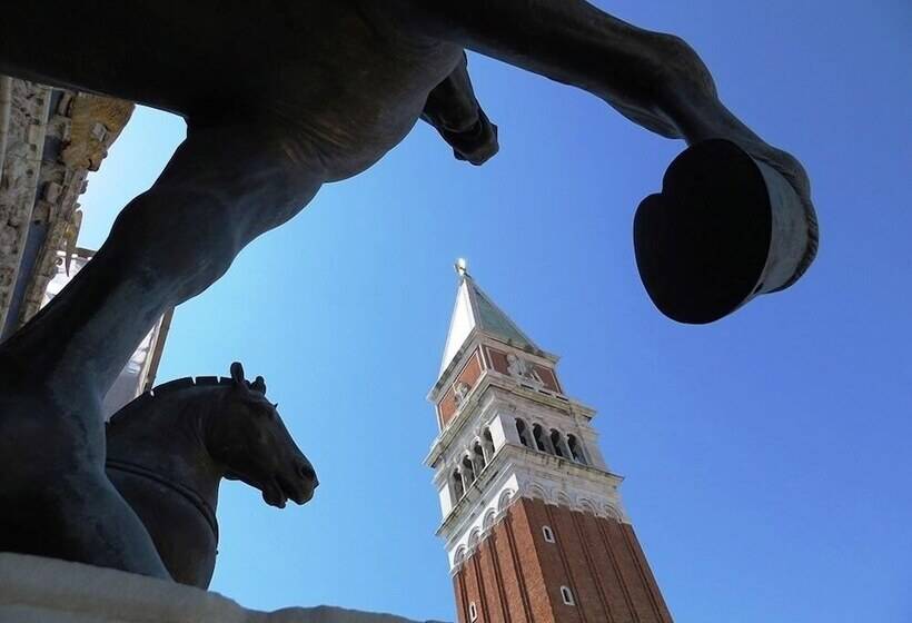 Fotos del hotel Messner Palace:  2