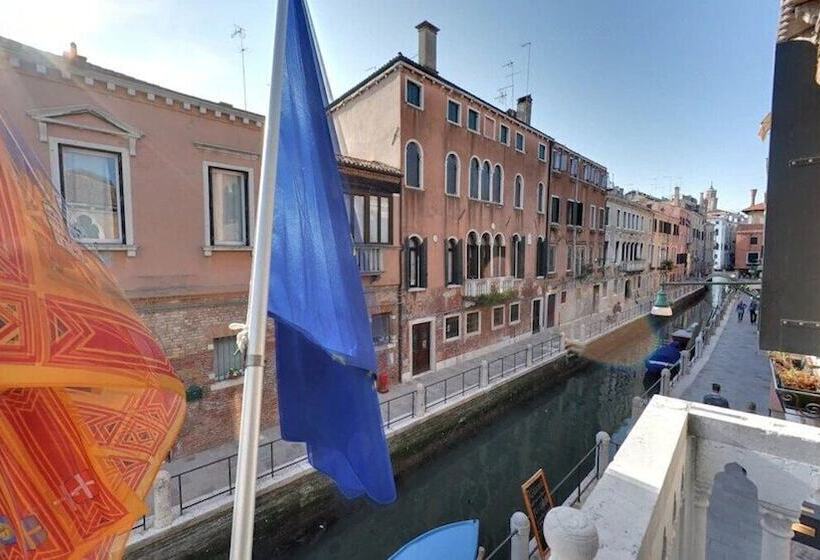 Fotos del hotel Messner Palace:  6