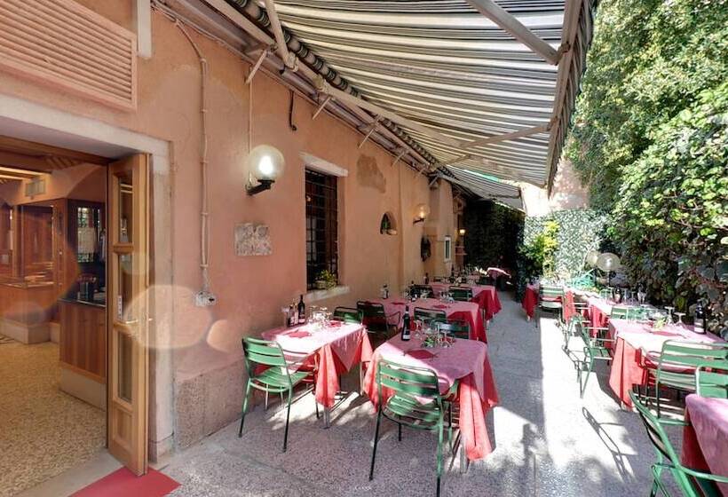 Fotos del hotel Messner Palace:  7