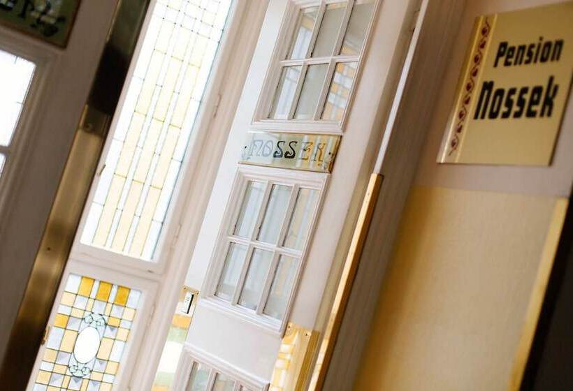 Fotos del hotel Pension Nossek:  24