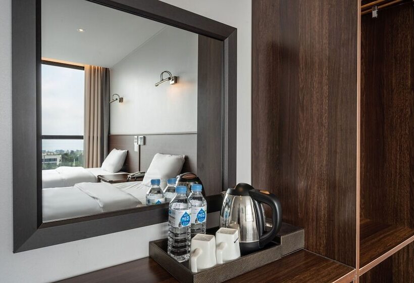 Fotos del hotel Sunrise  Jungmun:  6