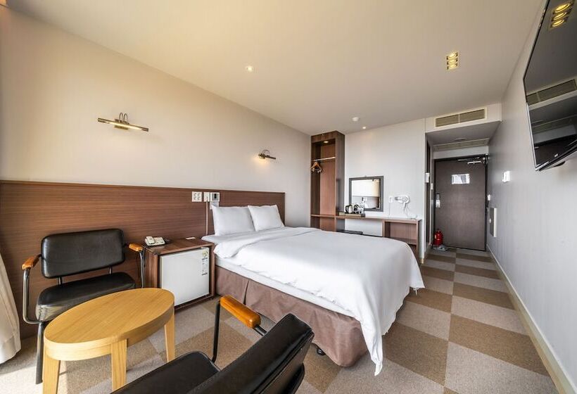 Fotos del hotel Sunrise  Jungmun:  9