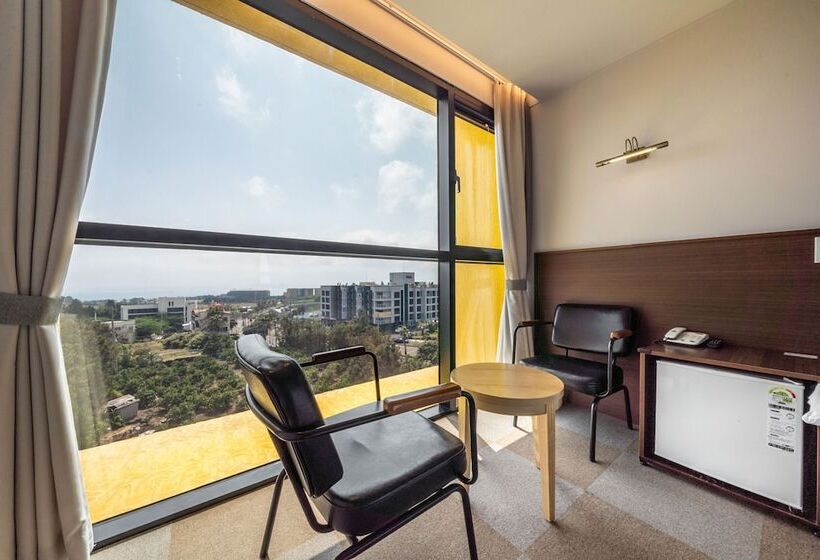 Fotos del hotel Sunrise  Jungmun:  5