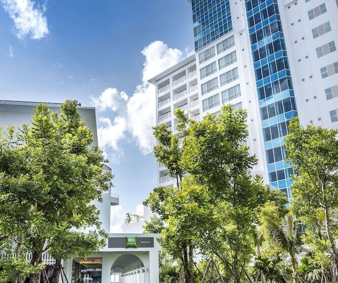 Ibis Styles Phuket City