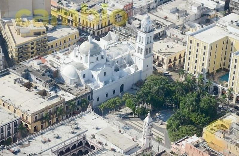 Fotos del hotel Royalty:  8