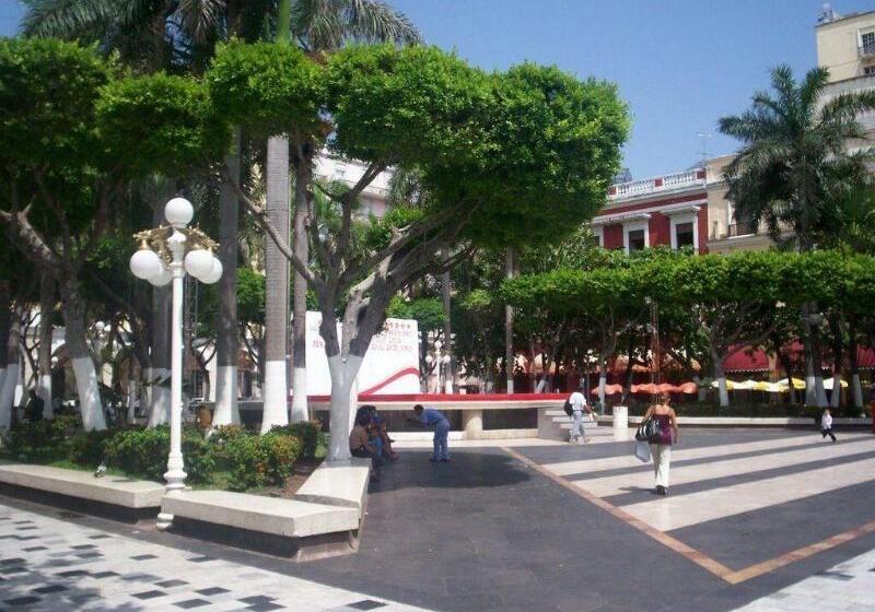 Fotos del hotel Royalty:  6