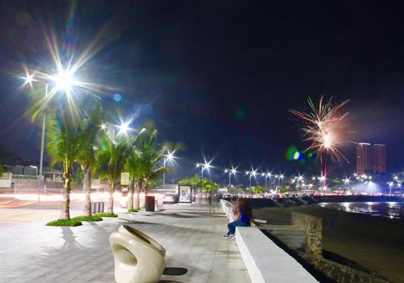 Fotos del hotel Royalty:  12